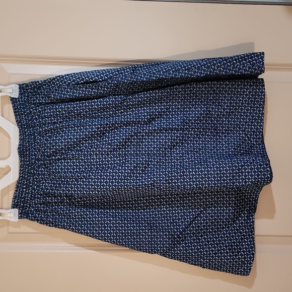 H&M A-Line skirt - Picture 2 of 7